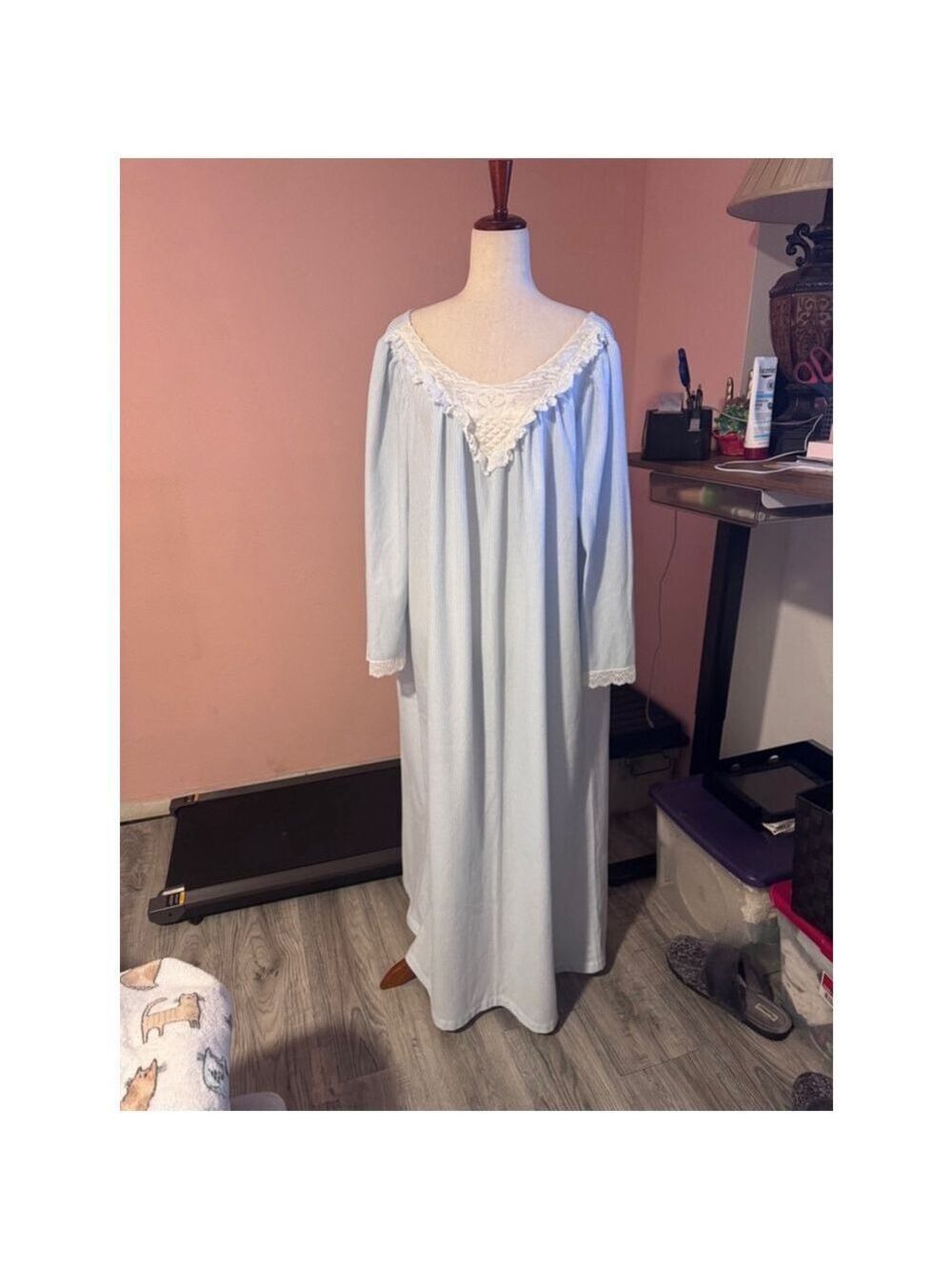 Vintage blue white quilted collar gown Komar USA sz large